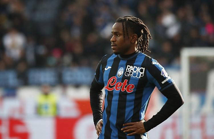 一日意甲热闻：穆帅推动恰尔汗奥卢转会，米兰全力引援埃斯图皮尼安