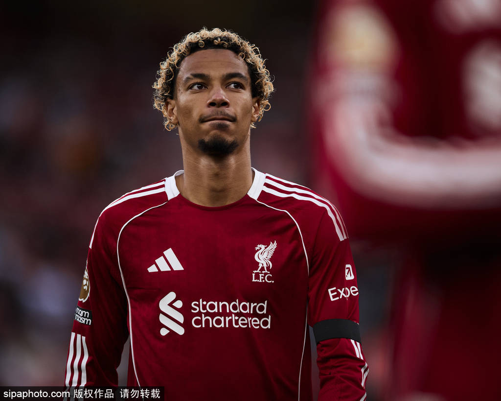 观战台：利物浦火拼阿森纳争英超榜首 梅西冲击第47冠